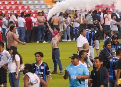 تور مکزیک: (عکس و ویدیو) وحشت در فوتبال مکزیک؛ 24 نفر کشته شدند!